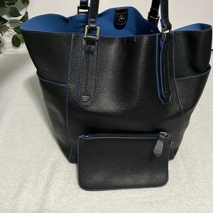 Tutilo pebbled black faux leather bag Xlg.      2 piece set B61